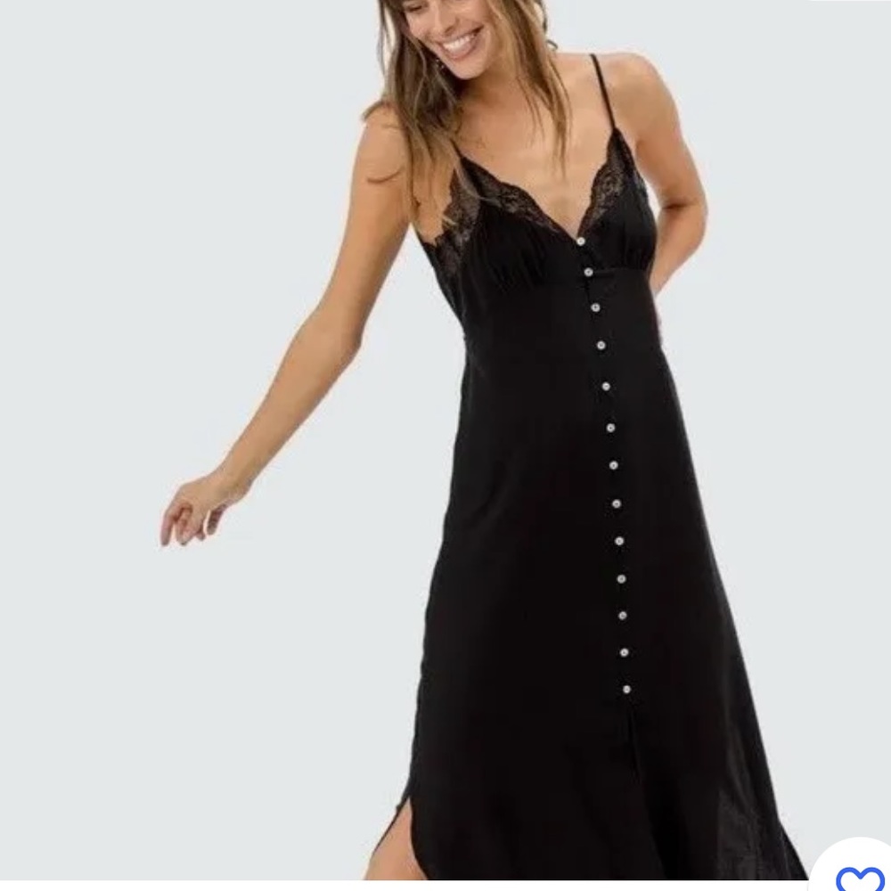 LOVE STITCH - LARGE NEVER WORN WITHOUT TAGS - GABRIELA SLIP DRESS BLACK